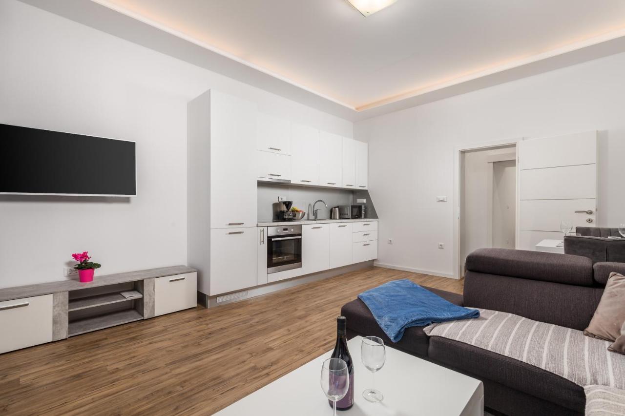 Mary Apartment #1 Риека Экстерьер фото